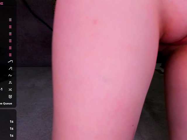 Kimmber's BongaCams show and profile