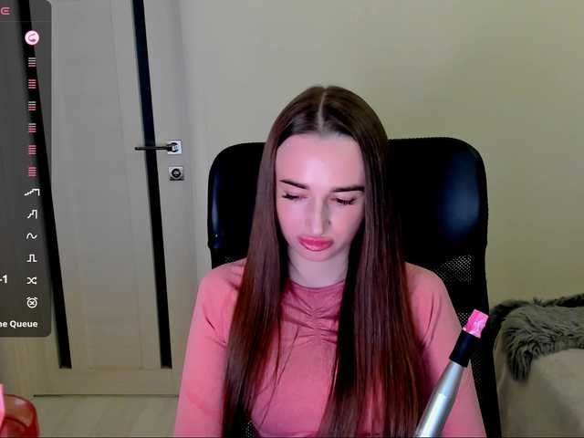 Kimmber's BongaCams show and profile