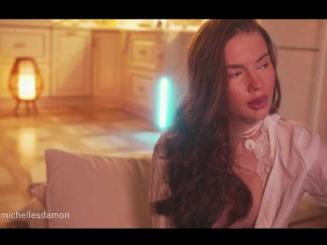 Astriad's BongaCams show and profile