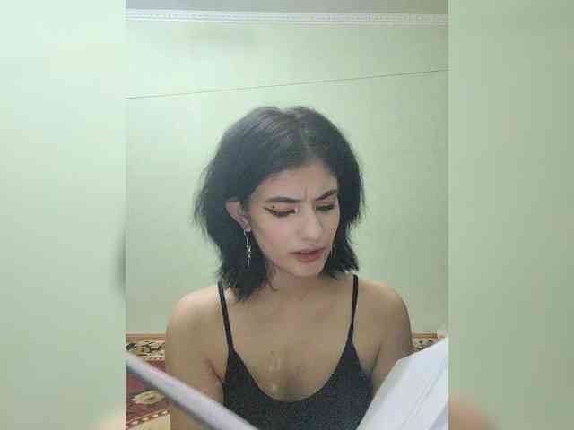 liya_monster webcam