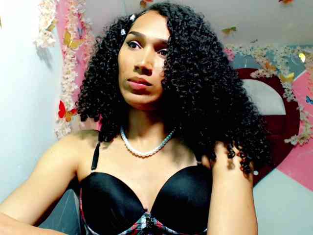 yennycuteh Live Webcam on BongaCams