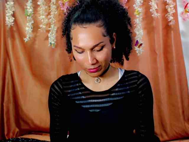 yennycuteh Live Webcam on BongaCams