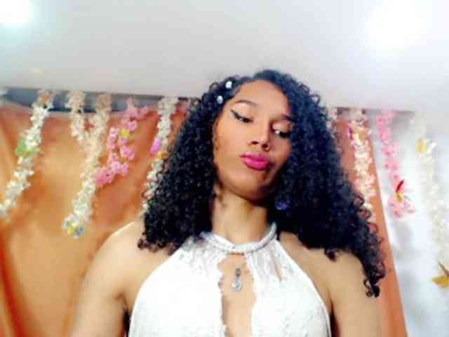 yennycuteh Live Webcam on BongaCams