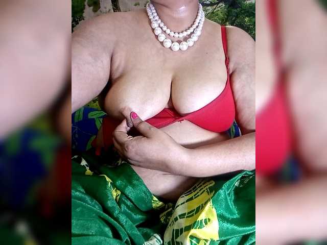 sexycharu's BongaCams show and profile