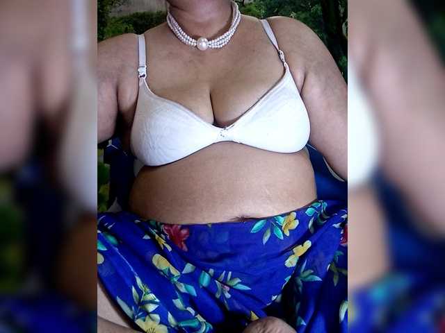 sexycharu's BongaCams show and profile