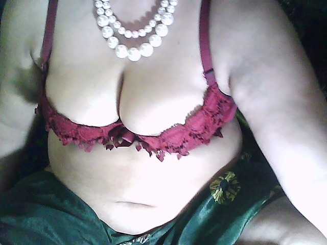 sexycharu's BongaCams show and profile