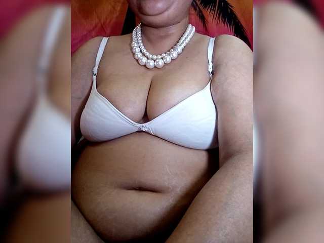 sexycharu's BongaCams show and profile