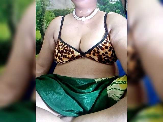 sexycharu's BongaCams show and profile