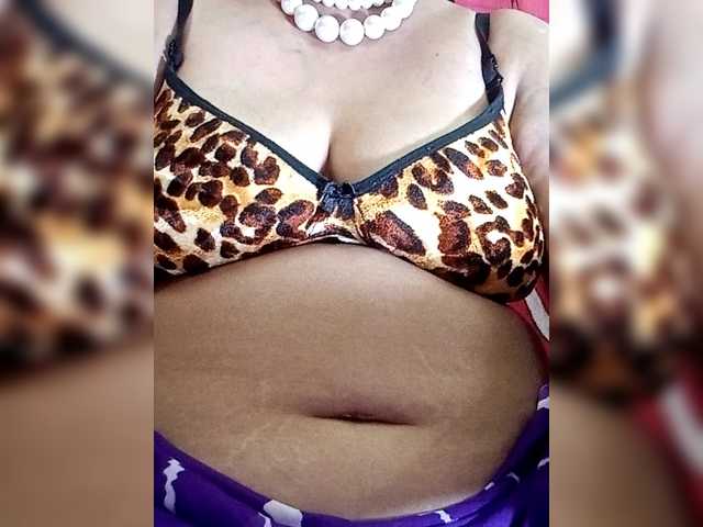 sexycharu's BongaCams show and profile