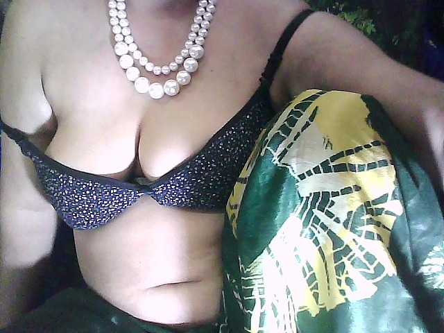 sexycharu's BongaCams show and profile