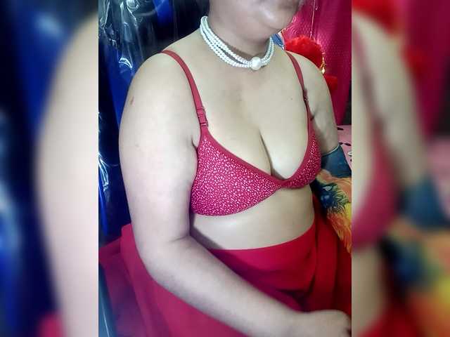 sexycharu's BongaCams show and profile