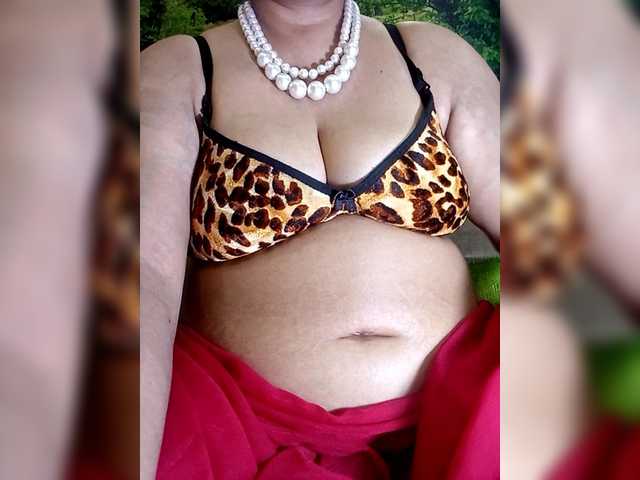 sexycharu's BongaCams show and profile