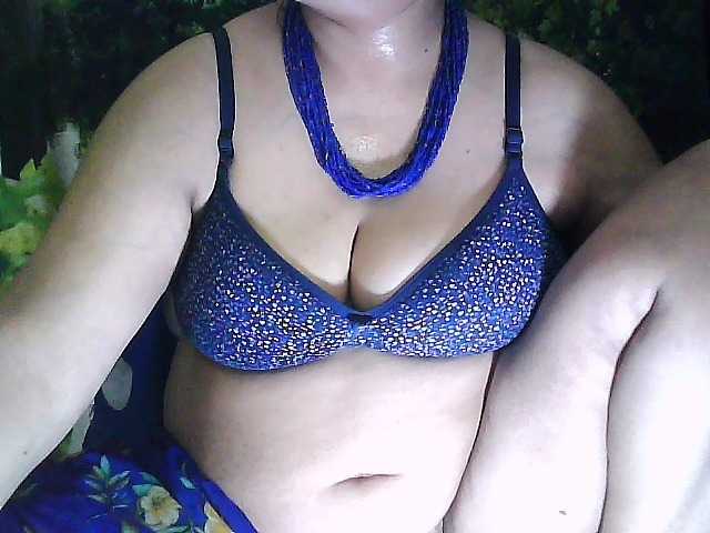 sexycharu's BongaCams show and profile