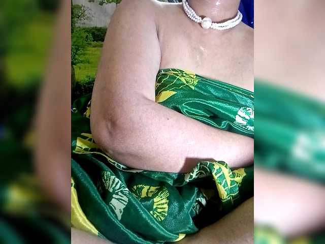 sexycharu's BongaCams show and profile