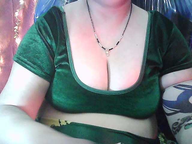 sexycharu's BongaCams show and profile