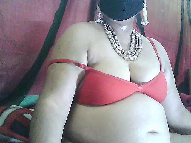 sexycharu from BongaCams