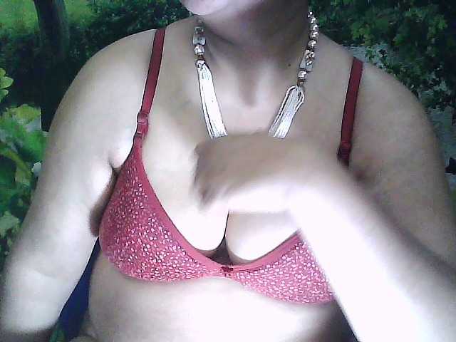 sexycharu's BongaCams show and profile