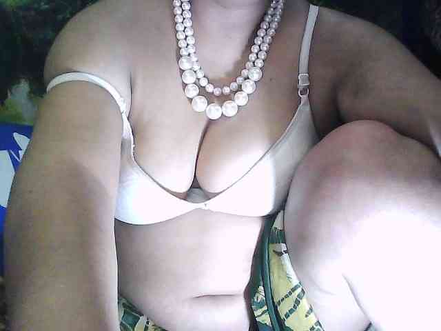 sexycharu Live Webcam on BongaCams