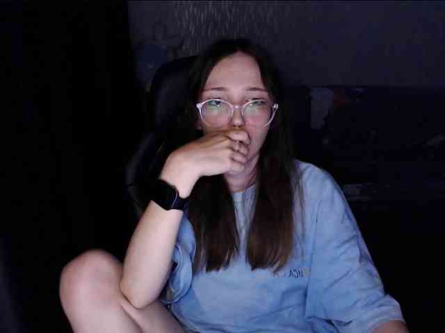 AmeliaMeow webcam