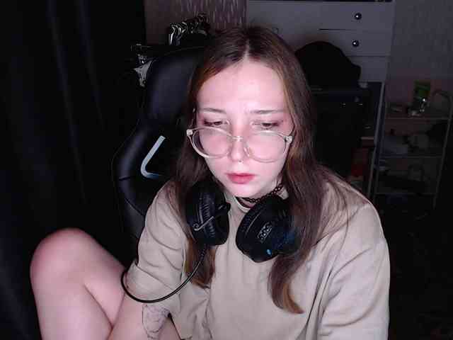 AmeliaMeow webcam