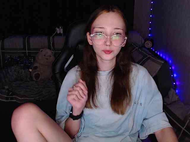 AmeliaMeow webcam