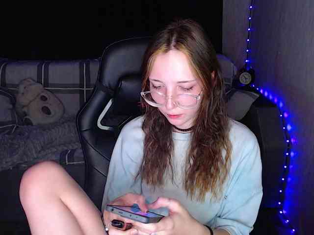 AmeliaMeow webcam