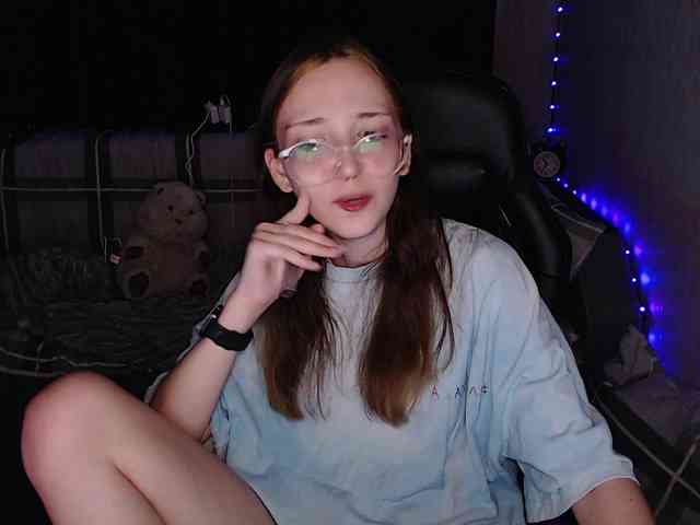 AmeliaMeow webcam
