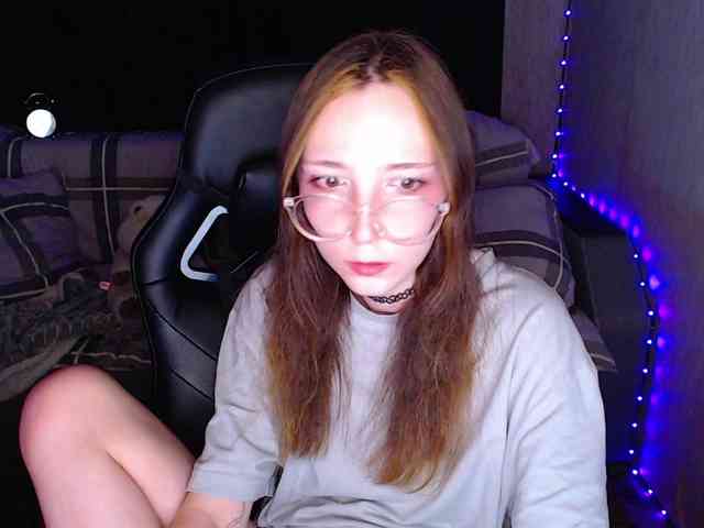 AmeliaMeow webcam