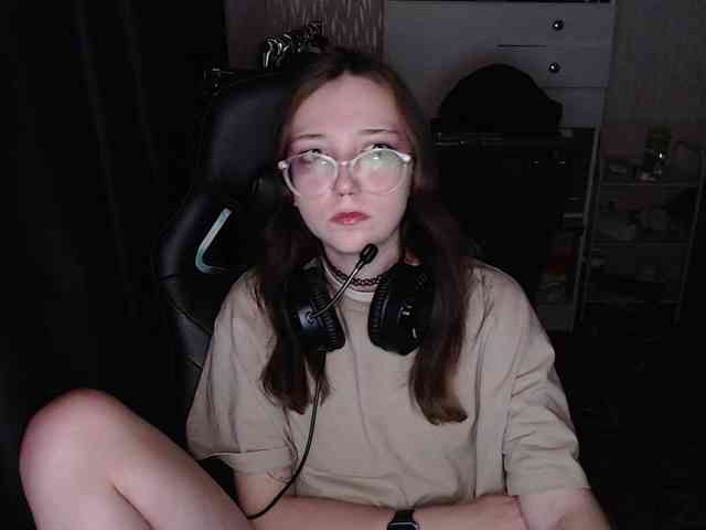 AmeliaMeow webcam