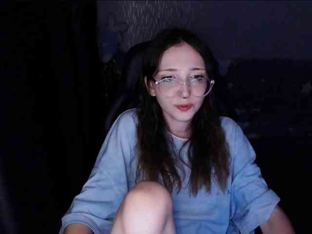 AmeliaMeow webcam