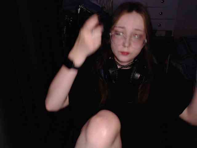 AmeliaMeow webcam