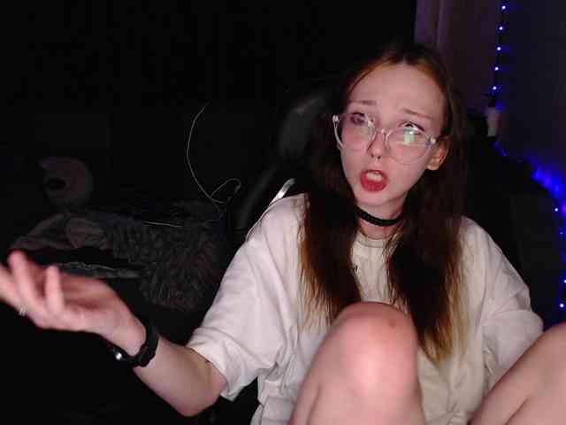 AmeliaMeow webcam