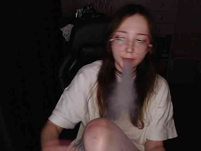 AmeliaMeow webcam