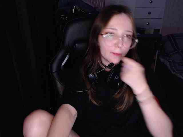 AmeliaMeow webcam