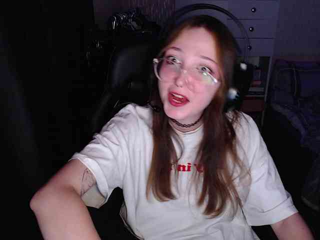 AmeliaMeow webcam