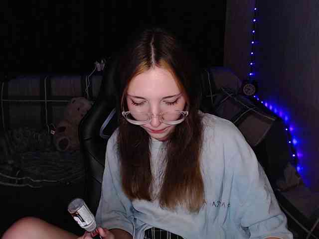 AmeliaMeow webcam