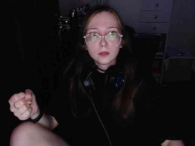 AmeliaMeow webcam
