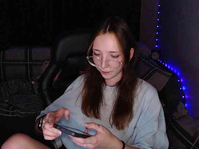 AmeliaMeow webcam