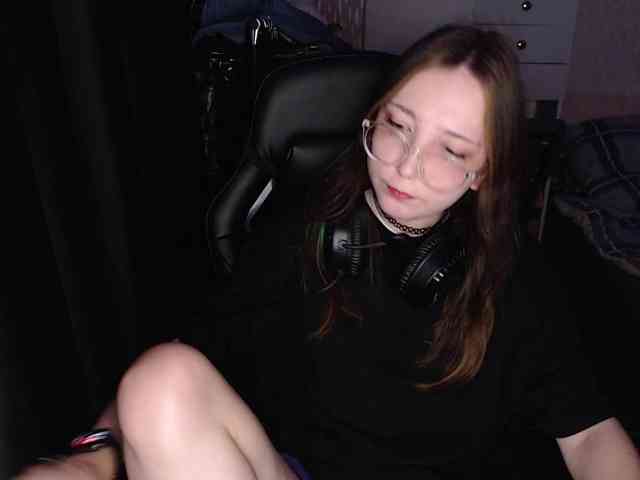AmeliaMeow webcam