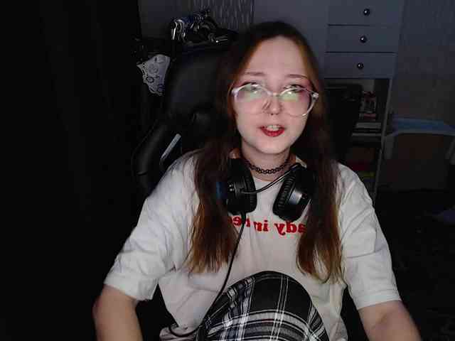 AmeliaMeow webcam
