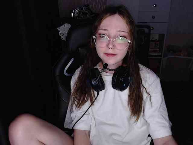 AmeliaMeow webcam