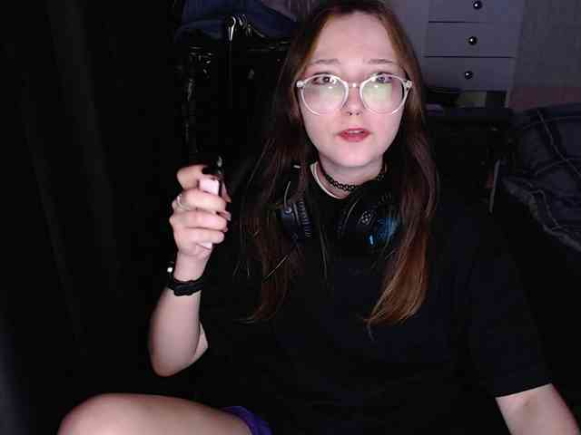 AmeliaMeow webcam