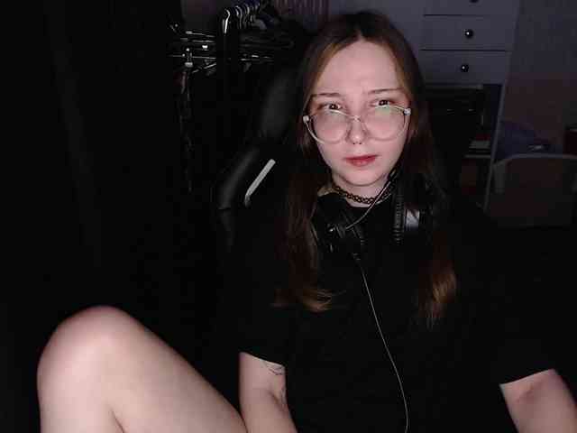 AmeliaMeow webcam