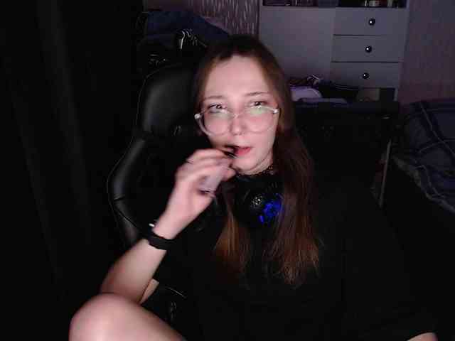 AmeliaMeow webcam