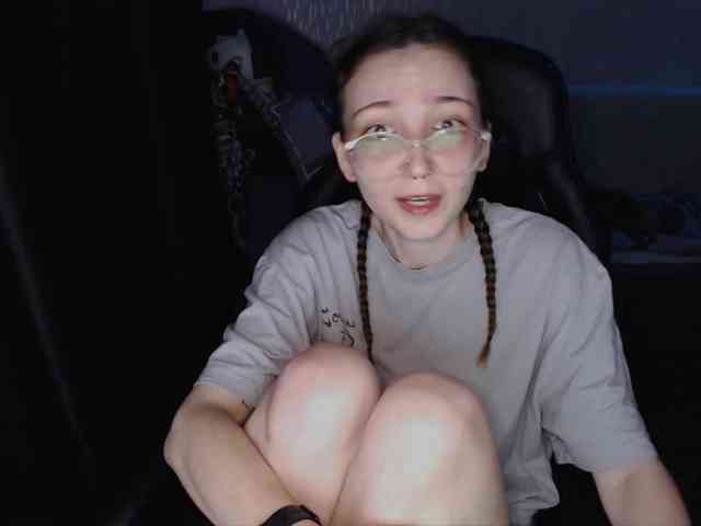 AmeliaMeow webcam