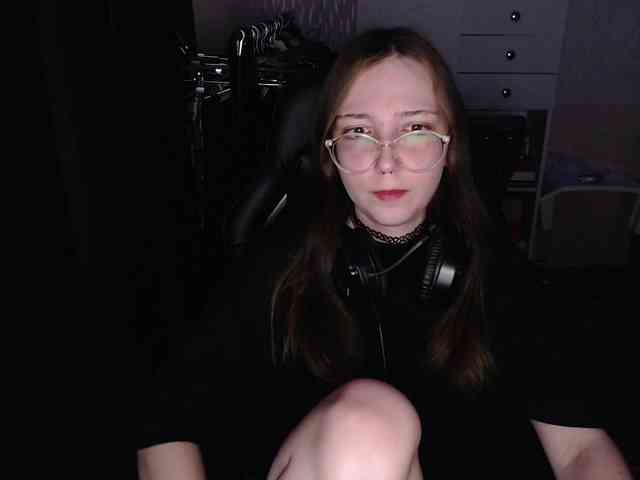 AmeliaMeow webcam