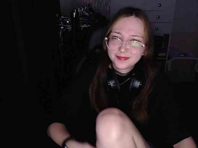 AmeliaMeow webcam