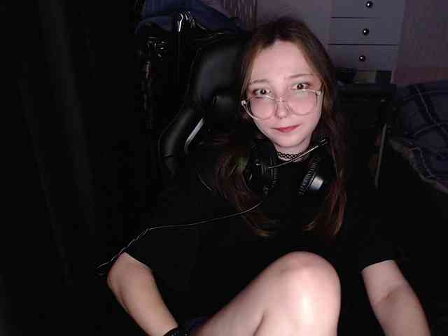 AmeliaMeow webcam