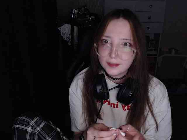 AmeliaMeow webcam