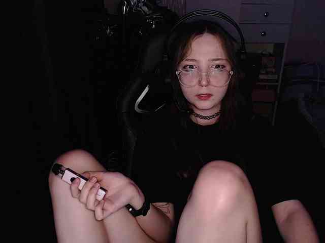 AmeliaMeow webcam